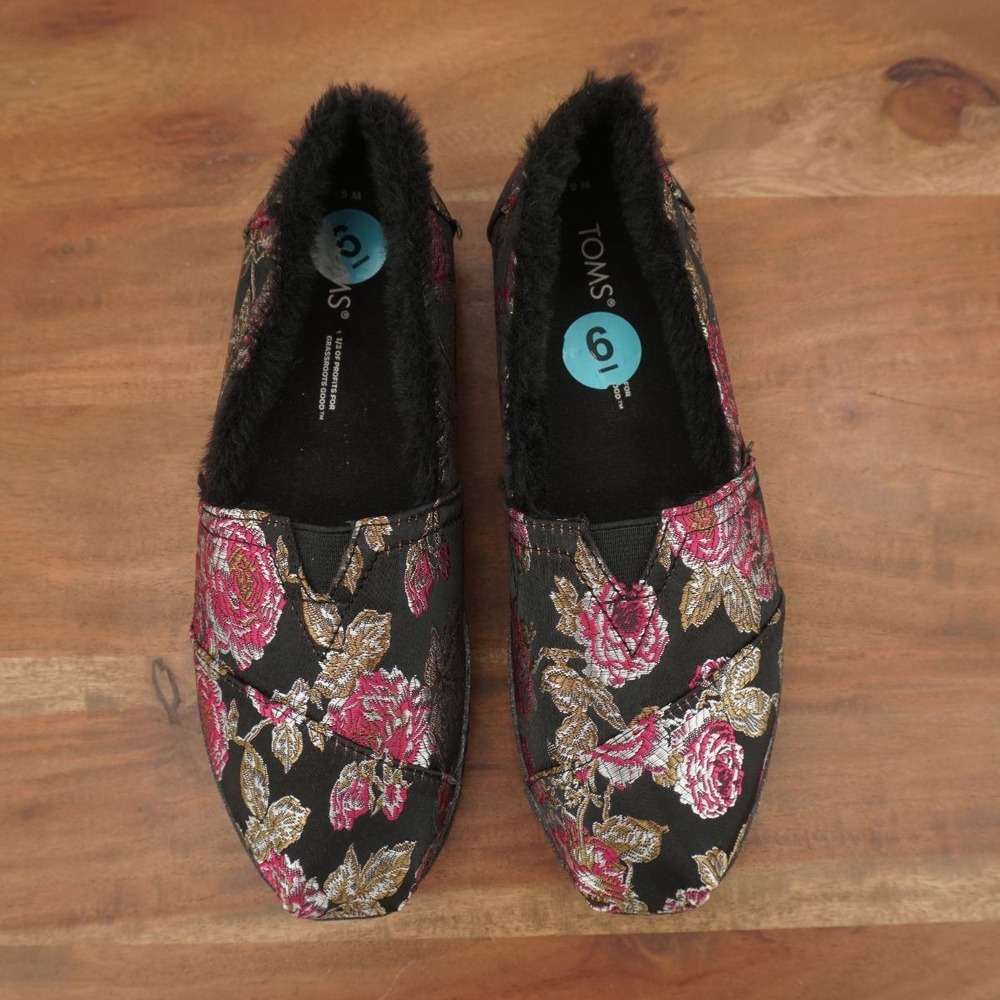 TOMS Floral Slippers Faux Fur Lined Slip On Comfort Shoes Floral Satin Womens 6 - Picture 6 of 9